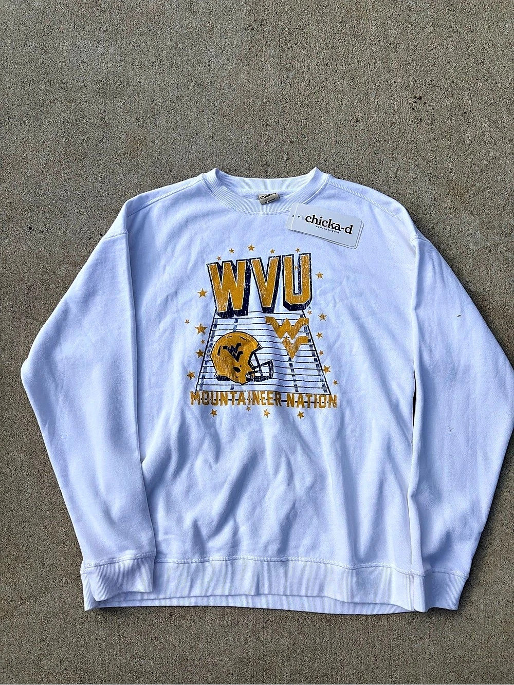 chicka-d West Virginia University Mountaineer Nation Pullover Sweatshirt Small